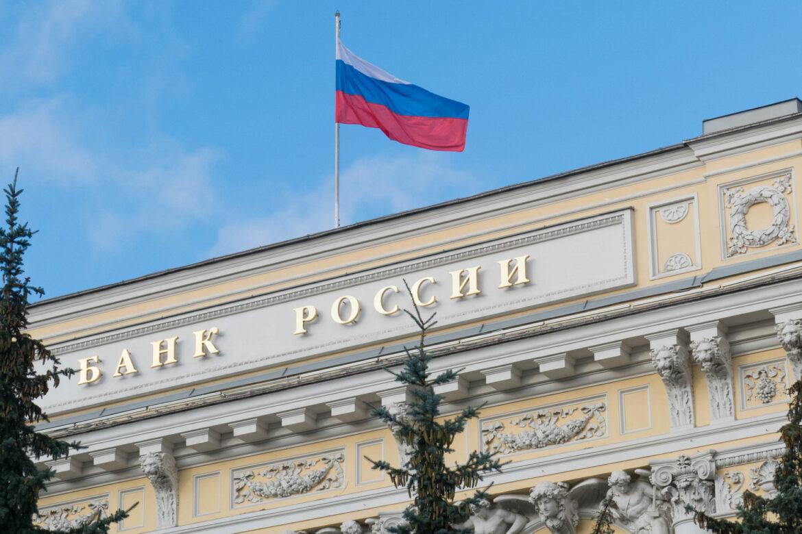 Bank of Russia Introduces A Full Ban on Bitcoin Mining Including Crypto Transactions