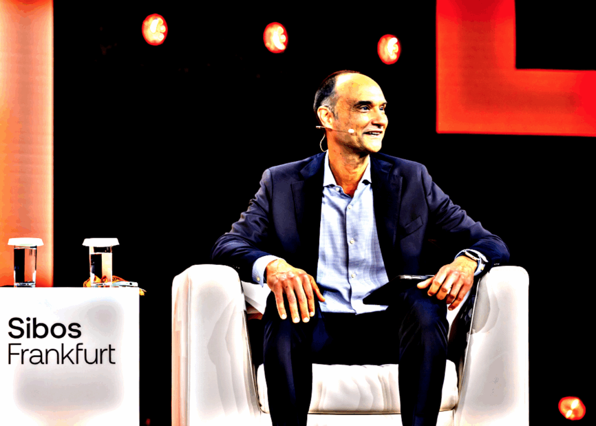 SWIFT Competes for Blockchain Leadership With New Global Banking Ledger